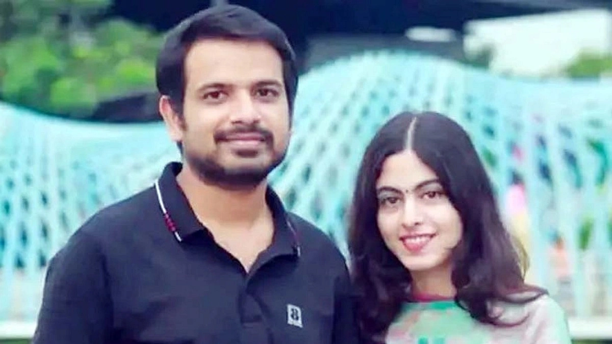 রংপুরে চার খুন: ঘটনার মোড় ঘুরছে অন্যদিকে, আগামীর প্রেমিককে জিজ্ঞাসাবাদ