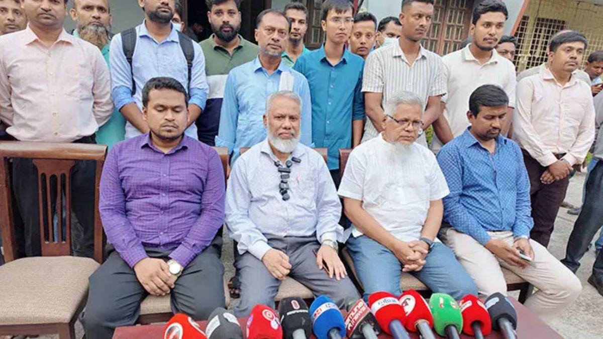 রামেবি ভিসি ও পিএসকে মব সৃষ্টি করে জোরপূর্বক পদত্যাগের অভিযোগ