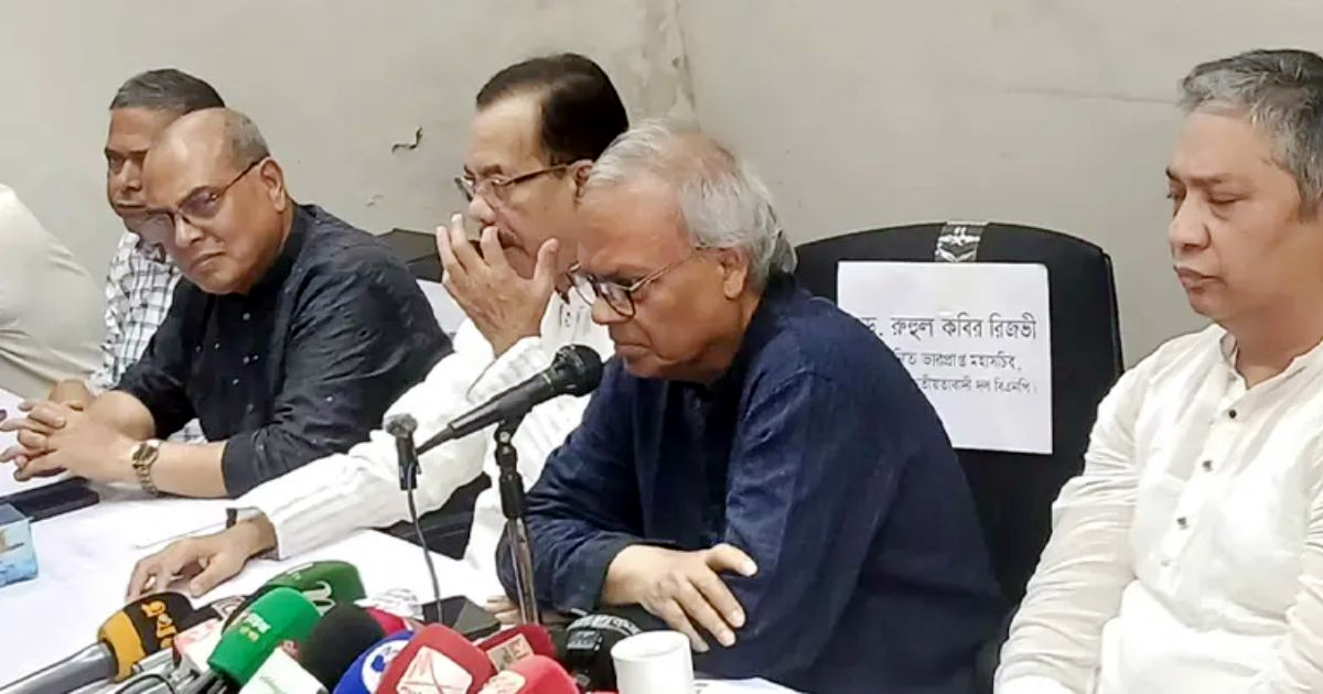 নেতাকর্মীদের ফ্যাসিবাদী শাসনামলের মতো আচরণ না করার আহ্বান রিজভীর