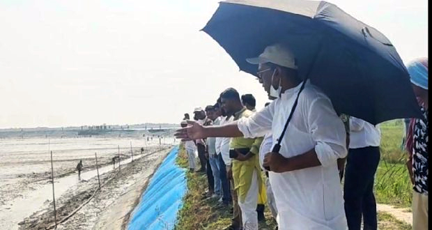 চাঁদপুরে অবৈধ ২৫ ঝিলের মাছ অবমুক্ত