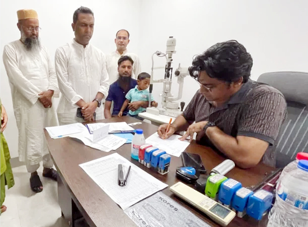 শিশু আবু বক্করের চিকিৎসার দায়িত্ব নিলেন প্রধানমন্ত্রী