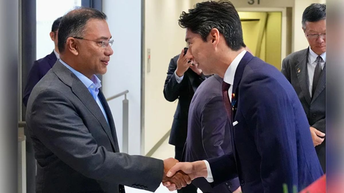 টোকিও পৌঁছালেন তারেক রহমান, বিমানবন্দরে উষ্ণ অভ্যর্থনা