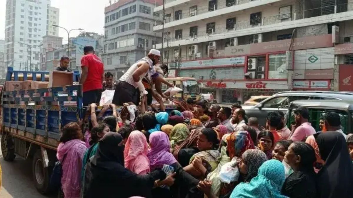 টিসিবির পণ্যে আসছে নতুন নির্দেশিকা : ফ্যামিলি কার্ড ছাড়াই কেনা যাবে ৮ পণ্য